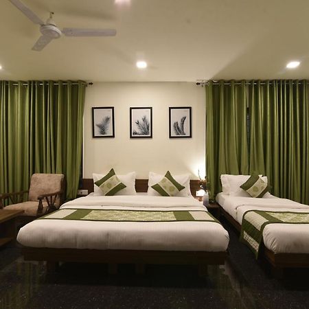 Hotel Clove Bijāpur Exterior foto