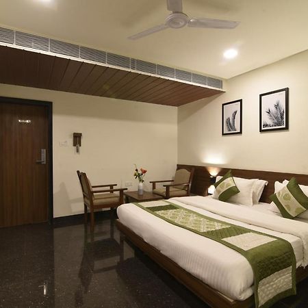 Hotel Clove Bijāpur Exterior foto